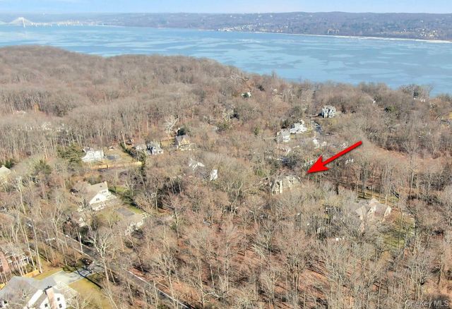 129 Washington Spring Road, Palisades, NY 10964