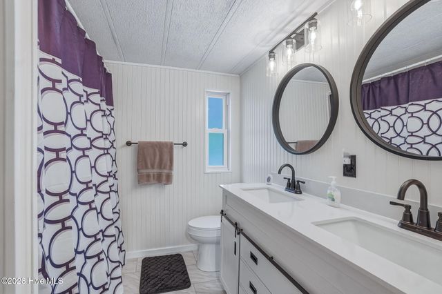 755 Crow Hill Road, Beaufort, NC 28516