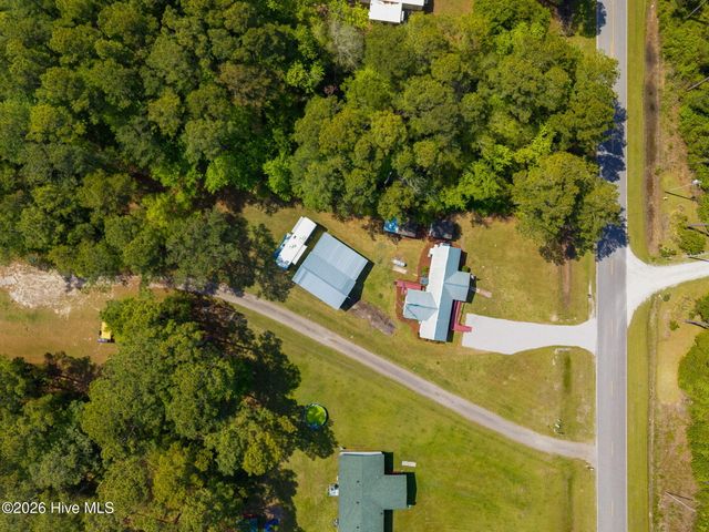 755 Crow Hill Road, Beaufort, NC 28516
