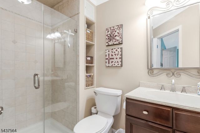 198 Crestview Rd, Bridgewater Twp., NJ 08807