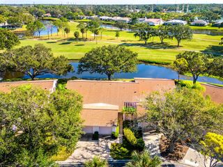 5424 HAMPSTEAD HEATH 28, Sarasota, FL 34235