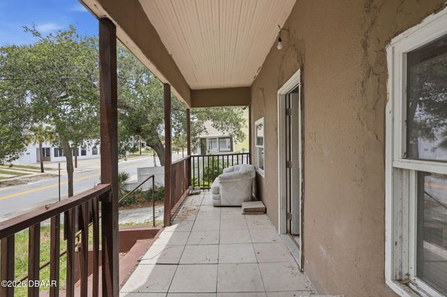 215 S Oleander Avenue, Daytona Beach, FL 32118
