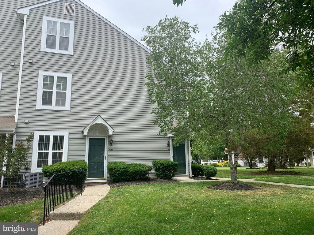 722 SEDGEWICK CT, Sewell, NJ 08080