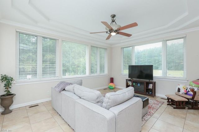 1608 Venetian WAY, Chesapeake, VA 23322
