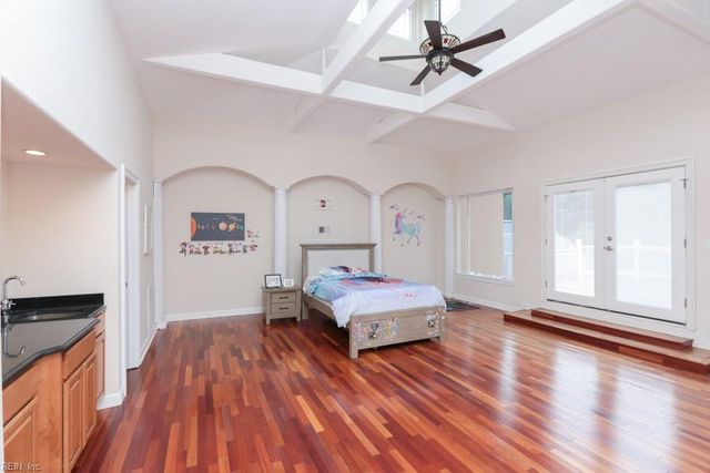 1608 Venetian WAY, Chesapeake, VA 23322