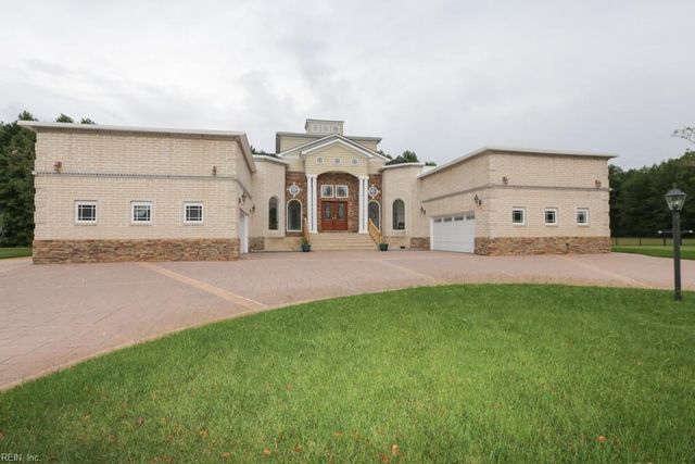1608 Venetian WAY, Chesapeake, VA 23322