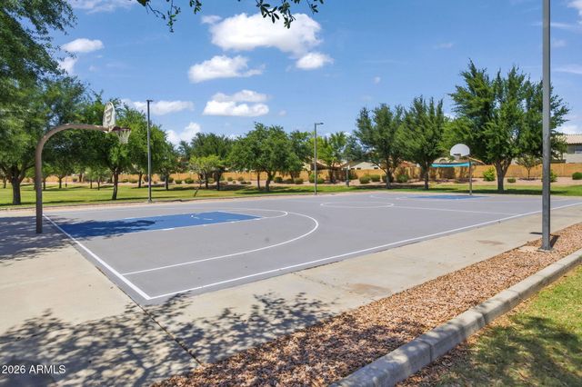 100 S SANDSTONE Street, Gilbert, AZ 85296