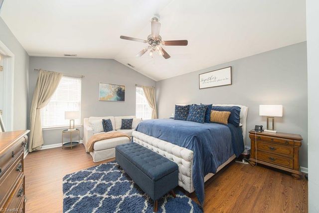 3828 Robbins Brook Drive, Winston-salem, NC 27107