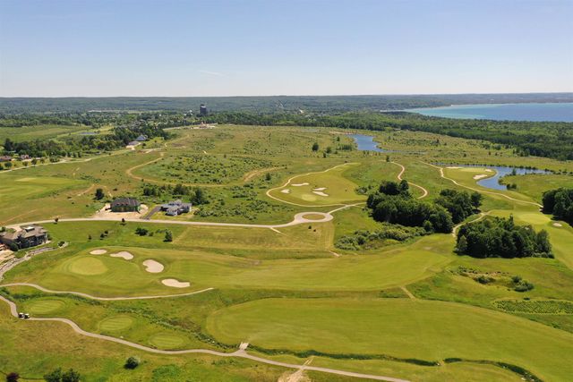 7791 Turnberry Circle, Williamsburg, MI 49690