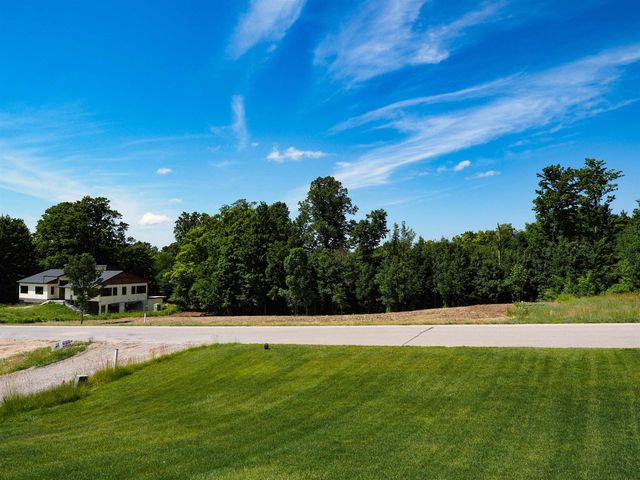 7791 Turnberry Circle, Williamsburg, MI 49690