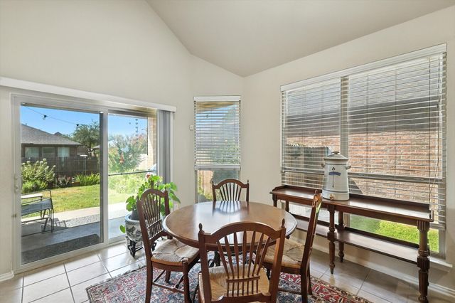 11928 Horseshoe Ridge Drive, Fort Worth, TX 76244