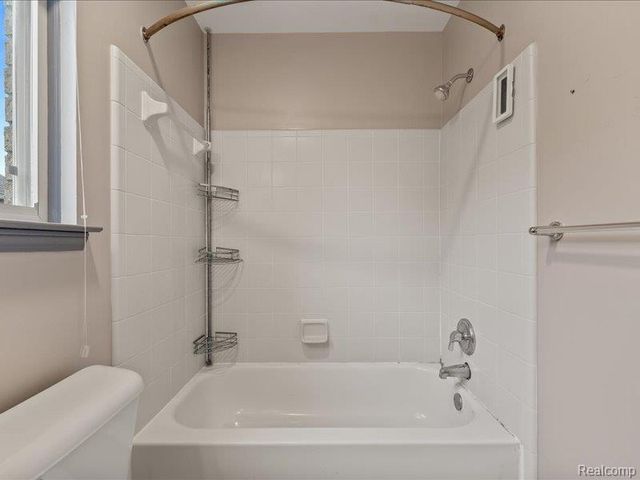 29213 Rachid Lane, Chesterfield, MI 48047