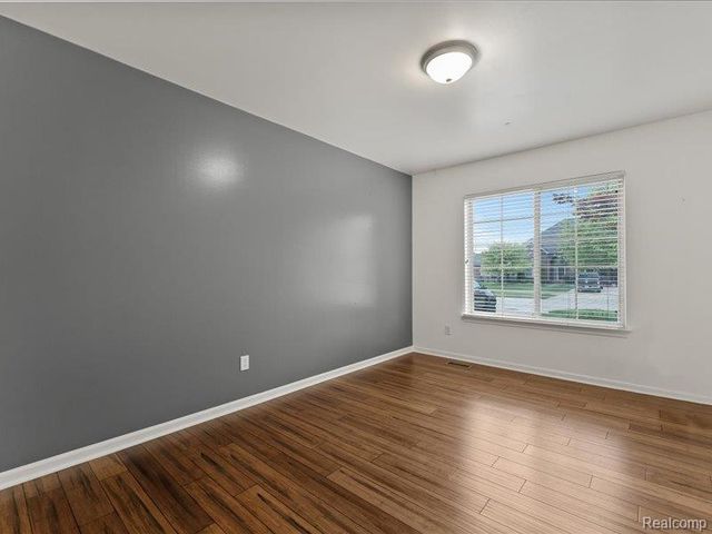 29213 Rachid Lane, Chesterfield, MI 48047