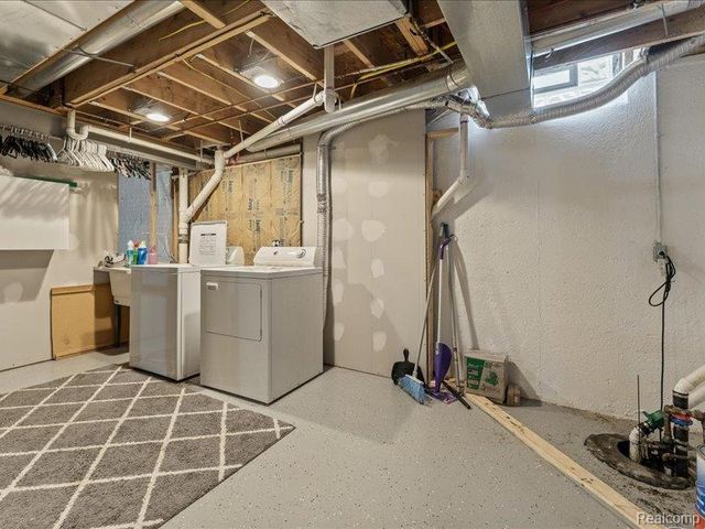 29213 Rachid Lane, Chesterfield, MI 48047