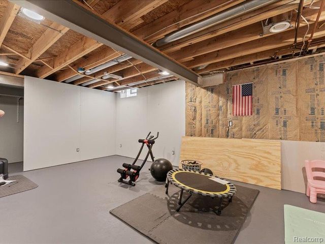 29213 Rachid Lane, Chesterfield, MI 48047