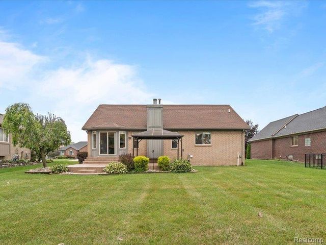 29213 Rachid Lane, Chesterfield, MI 48047