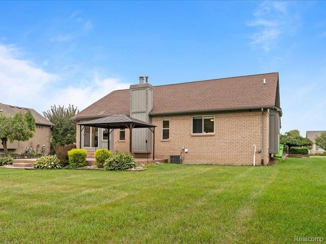 29213 Rachid Lane, Chesterfield, MI 48047
