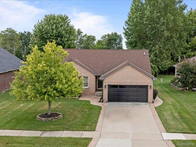 29213 Rachid Lane, Chesterfield, MI 48047