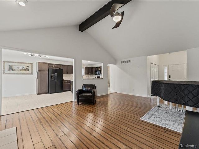 29213 Rachid Lane, Chesterfield, MI 48047