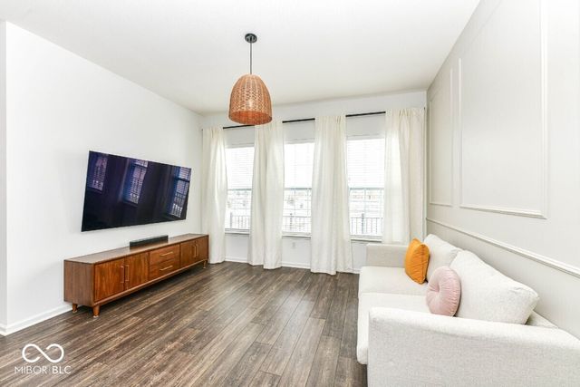 1039 Valentine Lane, Carmel, IN 46032