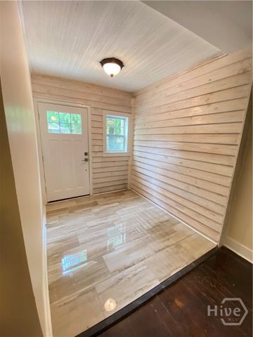 615 Orchard Street, Savannah, GA 31405