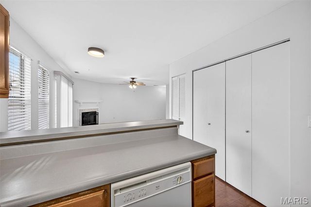 801 Sugar Valley Court 5, St Peters, MO 63376