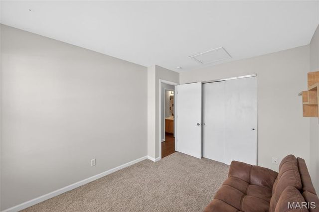 801 Sugar Valley Court 5, St Peters, MO 63376