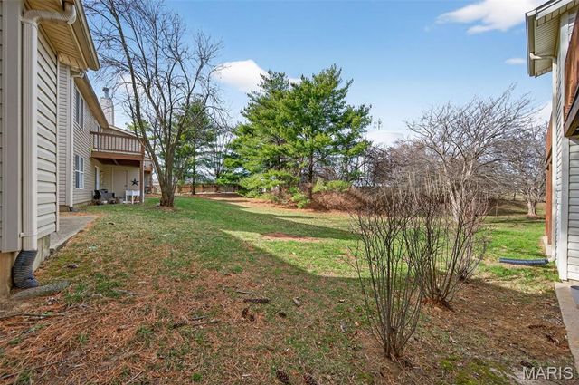 801 Sugar Valley Court 5, St Peters, MO 63376