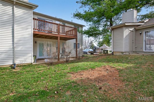 801 Sugar Valley Court 5, St Peters, MO 63376