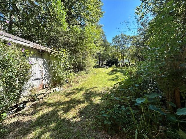 31 Creekwood Road, Winder, GA 30680