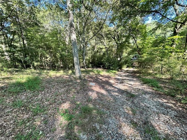 31 Creekwood Road, Winder, GA 30680