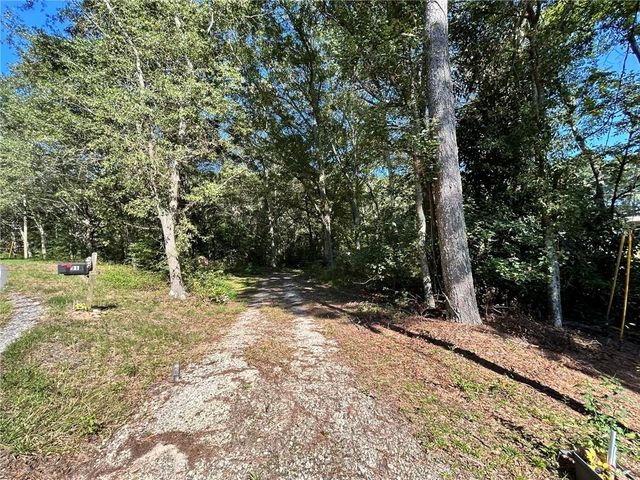 31 Creekwood Road, Winder, GA 30680