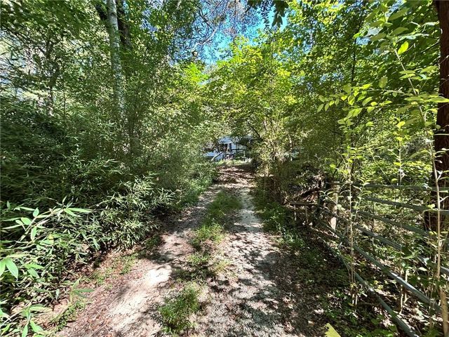 31 Creekwood Road, Winder, GA 30680