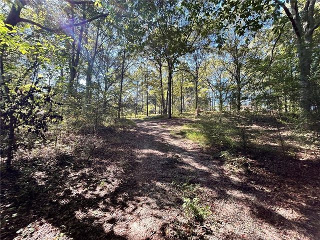 31 Creekwood Road, Winder, GA 30680