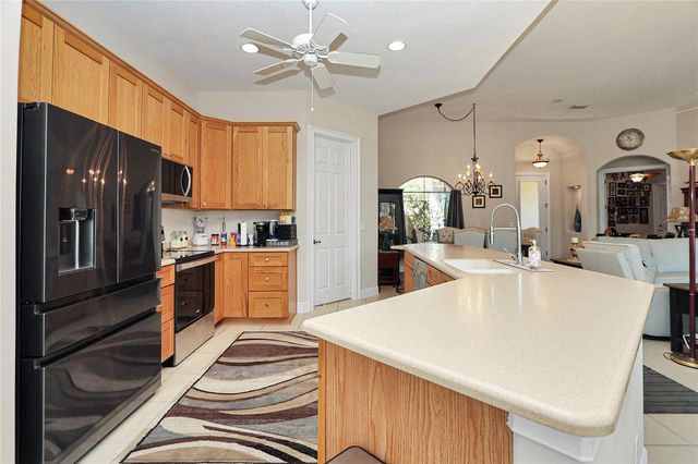 39644 HARBOR HILLS BOULEVARD, Lady Lake, FL 32159