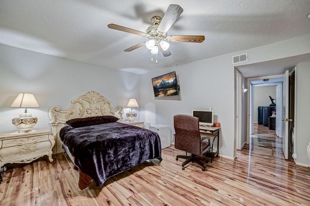 7900 Westheimer Road 202, Houston, TX 77063