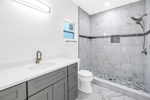 1827 16TH STREET S, St Petersburg, FL 33705