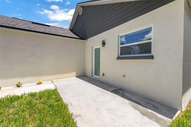 1827 16TH STREET S, St Petersburg, FL 33705