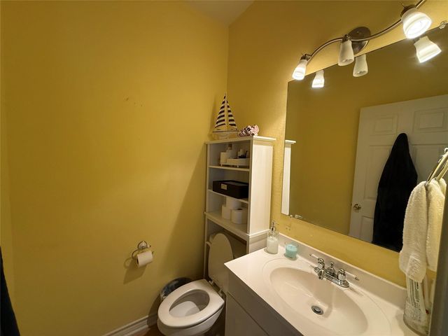 978 Mary Ann, Crystal Beach, TX 77650