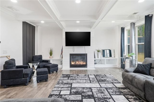 5115 Five Forks Trickum SW Road, Lilburn, GA 30047