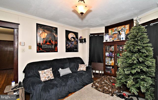 379 N CHARLOTTE ST, Pottstown, PA 19464