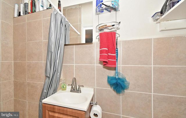 379 N CHARLOTTE ST, Pottstown, PA 19464