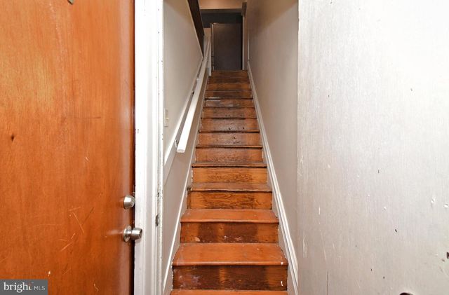 379 N CHARLOTTE ST, Pottstown, PA 19464