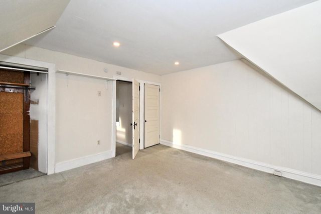 379 N CHARLOTTE ST, Pottstown, PA 19464