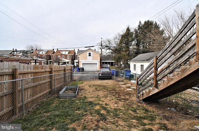 379 N CHARLOTTE ST, Pottstown, PA 19464