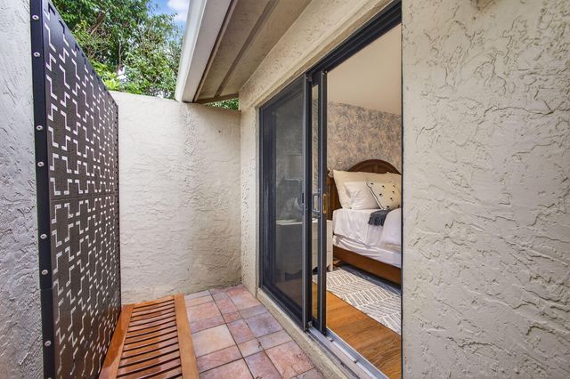 6550 N Ocean Boulevard 1, Ocean Ridge, FL 33435