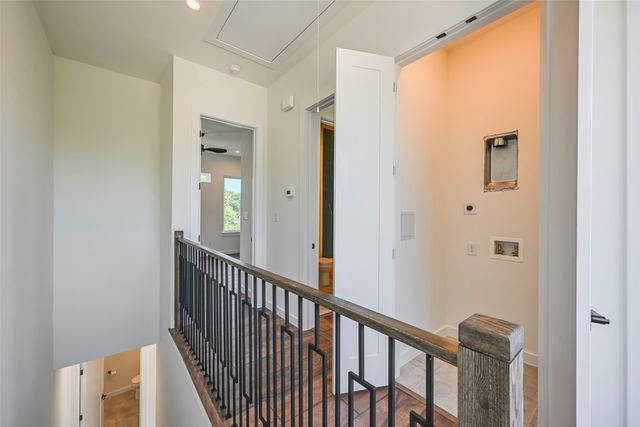2247 Mail Avenue 102, Dallas, TX 75235
