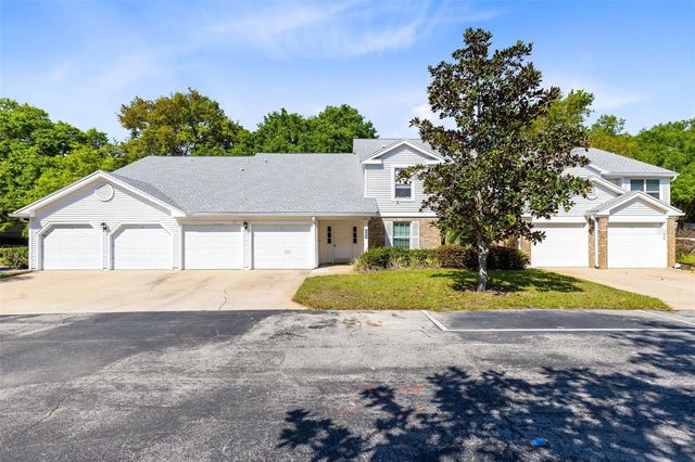 2246 COACH HOUSE BOULEVARD 504, Orlando, FL 32812