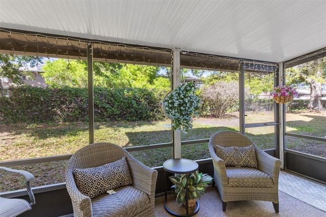 2246 COACH HOUSE BOULEVARD 504, Orlando, FL 32812