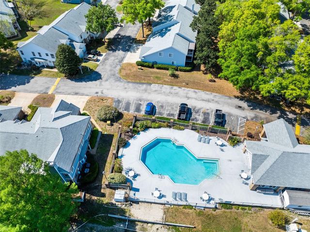 2246 COACH HOUSE BOULEVARD 504, Orlando, FL 32812